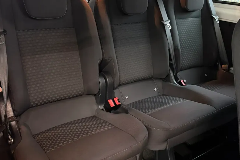 Ford Transit Custom din 2020 cu 155.459 km - oferta FOR153548 - foto 17