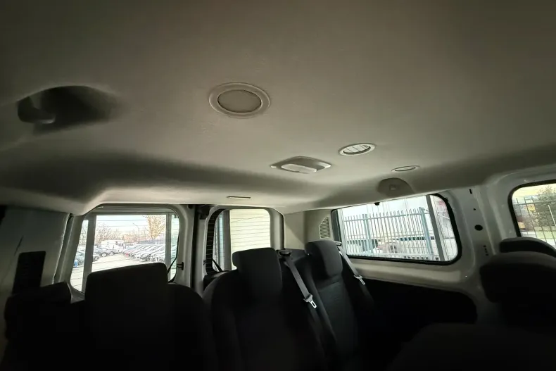 Ford Transit Custom din 2020 cu 155.459 km - oferta FOR153548 - foto 28