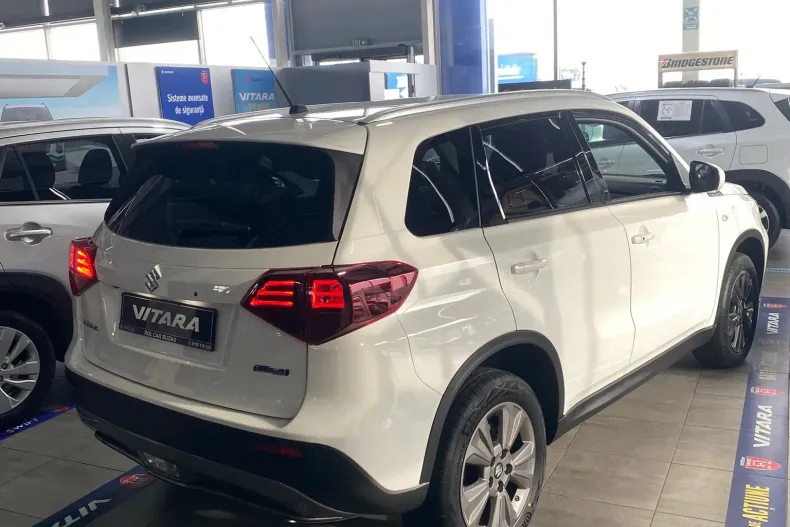 Suzuki Vitara din 2025 cu 6 km - oferta SUZ153552 - foto 4