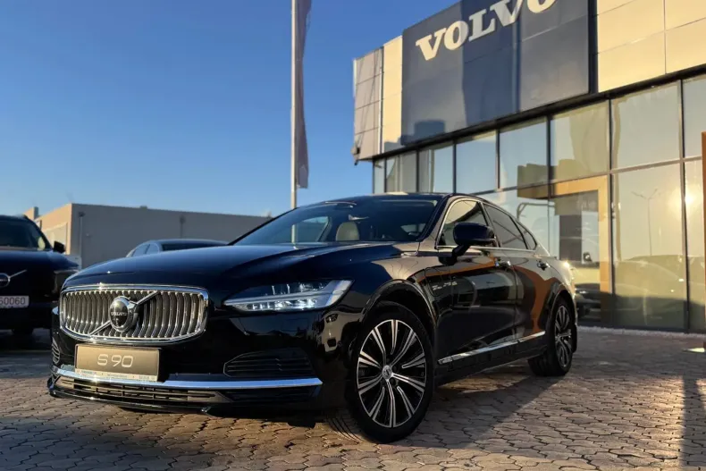 Volvo S90 din 2022 cu 47.000 km - oferta VOL153556 - foto 3