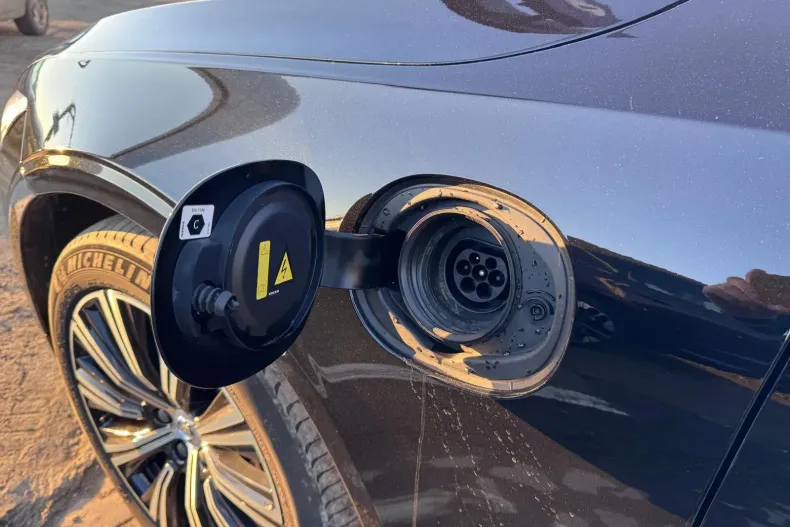 Volvo S90 din 2022 cu 47.000 km - oferta VOL153556 - foto 14