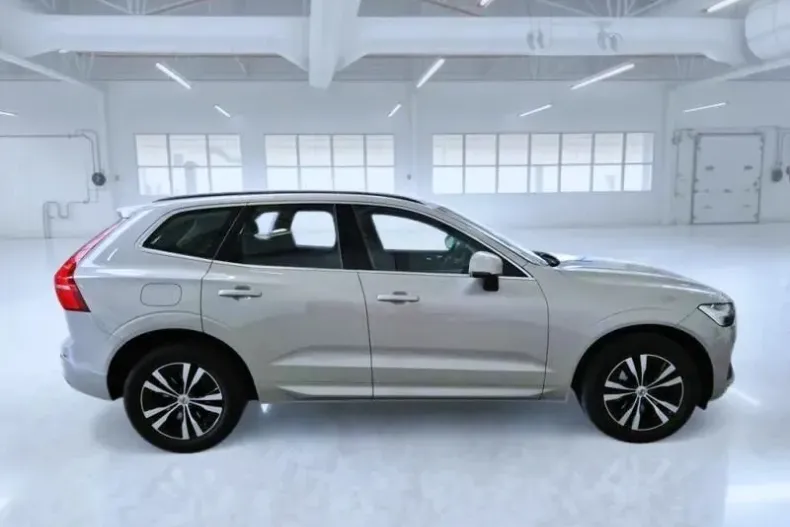 Volvo XC60 din 2021 cu 104.343 km - oferta VOL153559 - foto 2