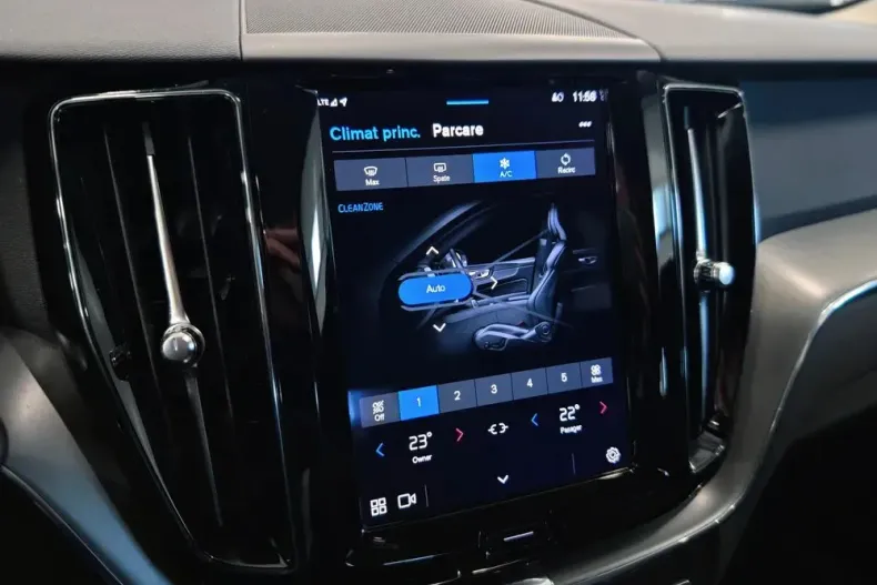 Volvo XC60 din 2021 cu 104.343 km - oferta VOL153559 - foto 9