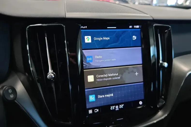 Volvo XC60 din 2021 cu 104.343 km - oferta VOL153559 - foto 11