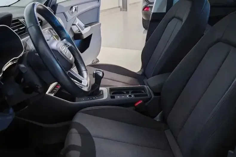 Audi Q3 din 2021 cu 91.318 km - oferta AUD153563 - foto 7