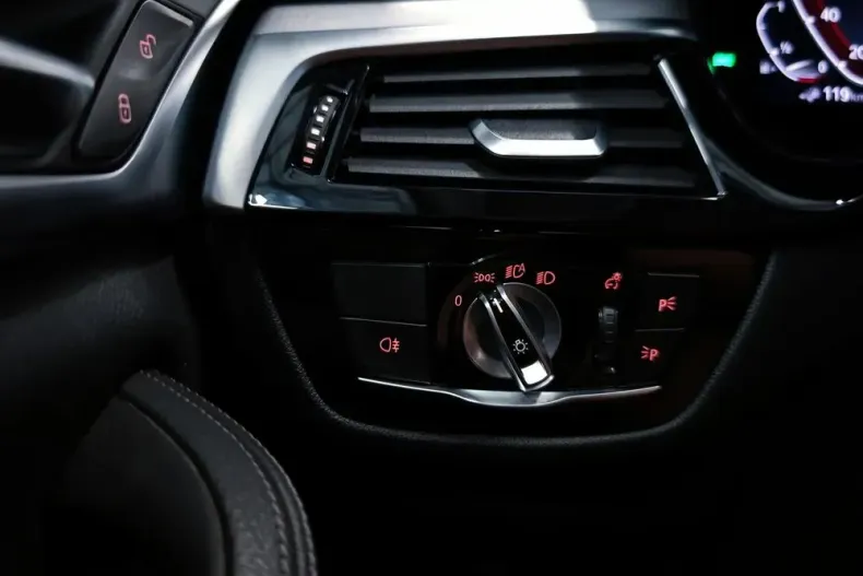 BMW Seria 5 din 2021 cu 127.339 km - oferta BMW153564 - foto 16