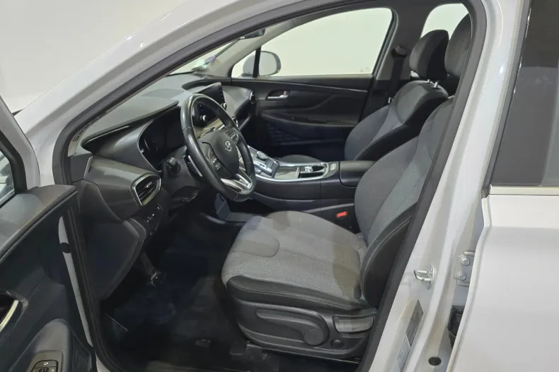 Hyundai SANTA FE din 2023 cu 107.328 km - oferta HYU153567 - foto 6