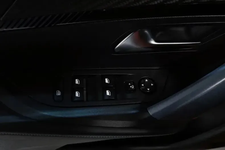 Peugeot 2008 din 2022 cu 70.655 km - oferta PEU153568 - foto 15