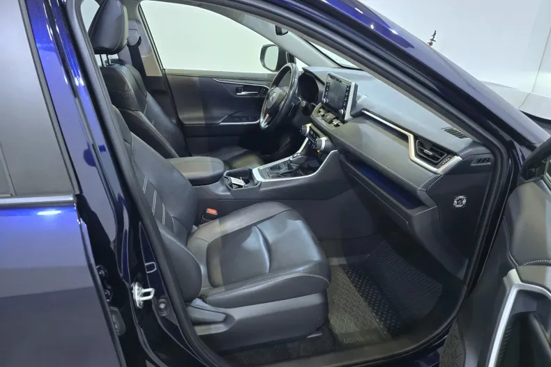 Toyota RAV4 din 2020 cu 147.005 km - oferta TOY153570 - foto 8