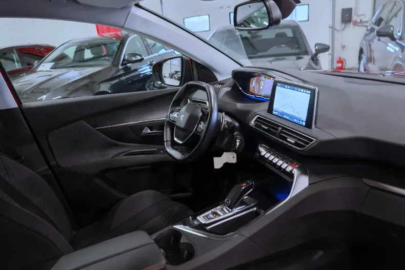 Peugeot 3008 din 2019 cu 90.489 km - oferta PEU153571 - foto 7