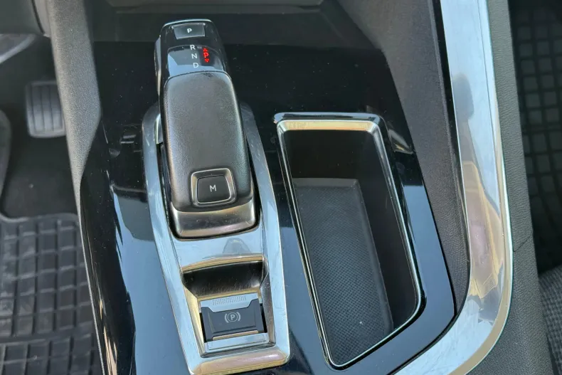 Peugeot 5008 din 2020 cu 118.720 km - oferta PEU153575 - foto 17