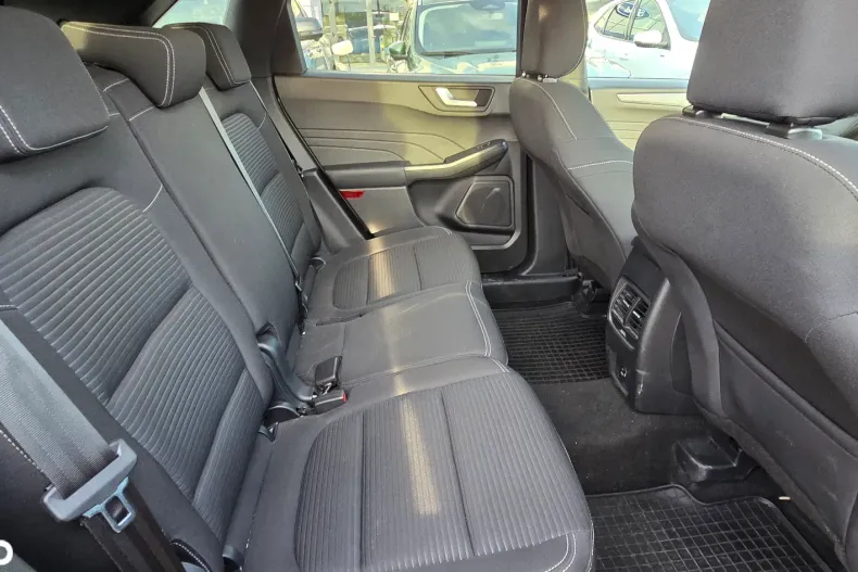 Ford Kuga din 2021 cu 41.570 km - oferta FOR153576 - foto 12