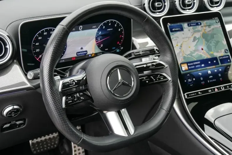 Mercedes-Benz GLC din 2024 cu 13.865 km - oferta MER153582 - foto 3