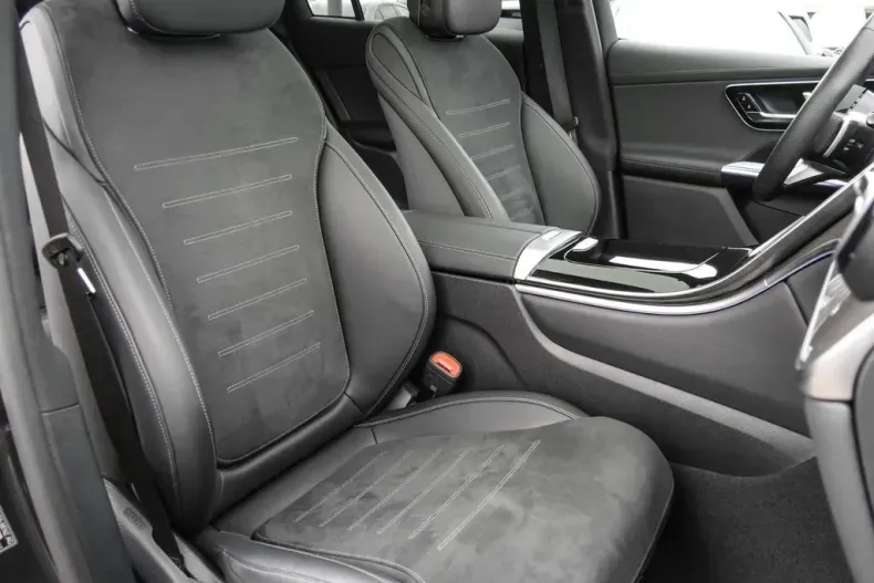 Mercedes-Benz GLC din 2024 cu 13.865 km - oferta MER153582 - foto 4