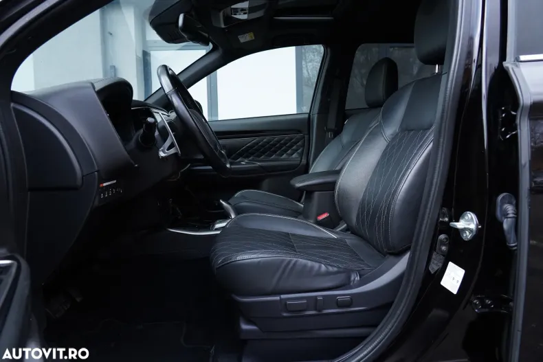 Mitsubishi Outlander din 2019 cu 145.854 km - oferta MIT153586 - foto 16