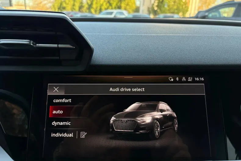 Audi A3 din 2024 cu 19.200 km - oferta AUD153591 - foto 7