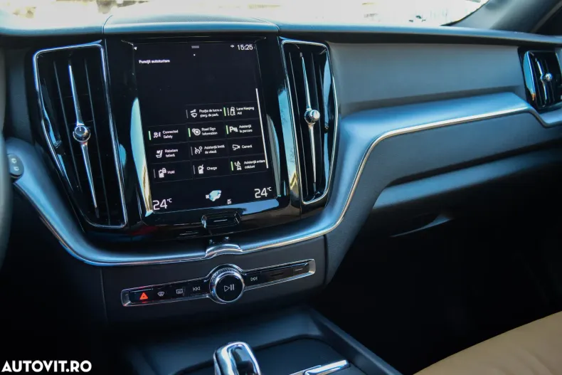 Volvo XC60 din 2019 cu 126.388 km - oferta VOL153594 - foto 8