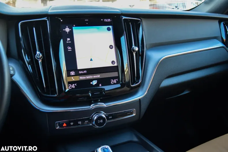 Volvo XC60 din 2019 cu 126.388 km - oferta VOL153594 - foto 11