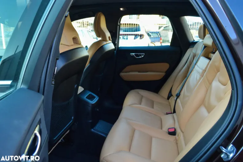 Volvo XC60 din 2019 cu 126.388 km - oferta VOL153594 - foto 15