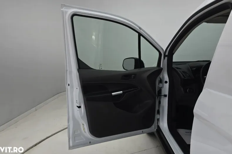 Ford Transit Connect din 2020 cu 92.368 km - oferta FOR153601 - foto 10