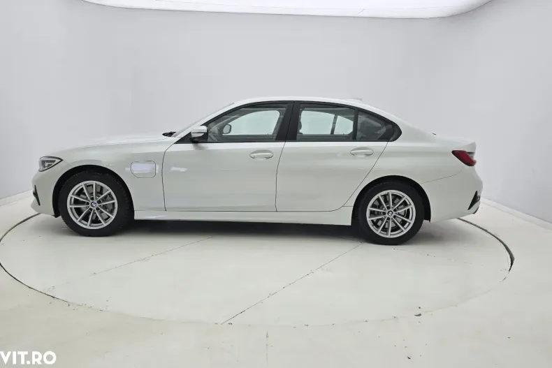 BMW Seria 3 din 2020 cu 88.346 km - oferta BMW153603 - foto 9