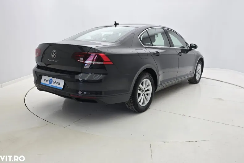 Volkswagen Passat din 2021 cu 128.540 km - oferta VOL153604 - foto 6
