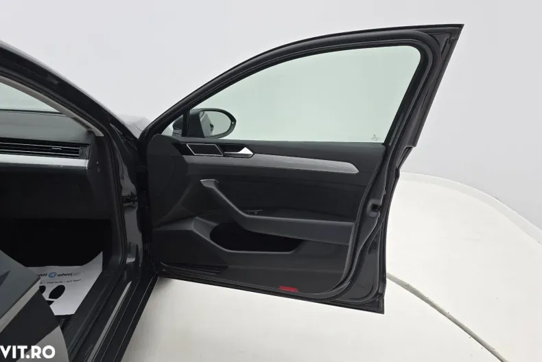 Volkswagen Passat din 2021 cu 128.540 km - oferta VOL153604 - foto 18