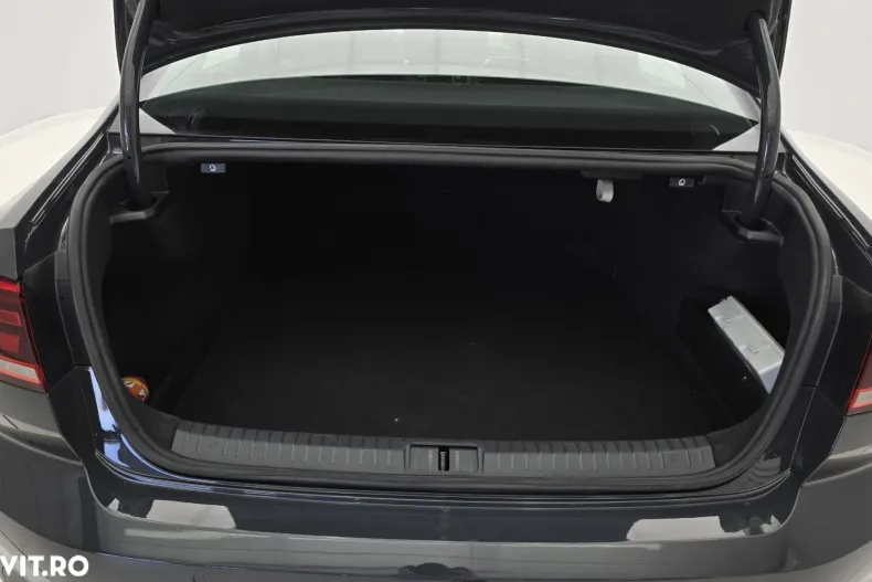 Volkswagen Passat din 2021 cu 128.540 km - oferta VOL153604 - foto 25