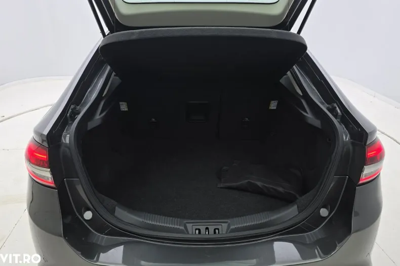 Ford Mondeo din 2020 cu 72.743 km - oferta FOR153605 - foto 25
