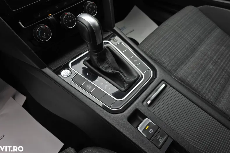 Volkswagen Passat din 2020 cu 149.339 km - oferta VOL153608 - foto 17