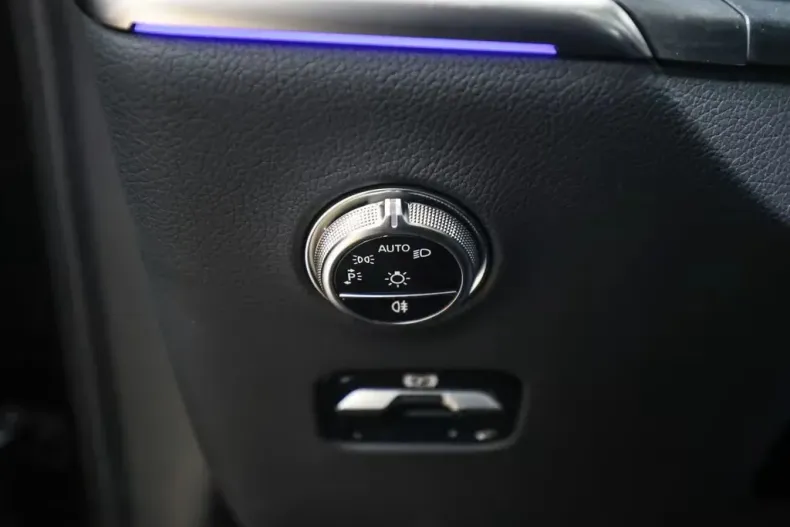 Mercedes-Benz GLC Coupe din 2025 cu 14.600 km - oferta MER153621 - foto 19