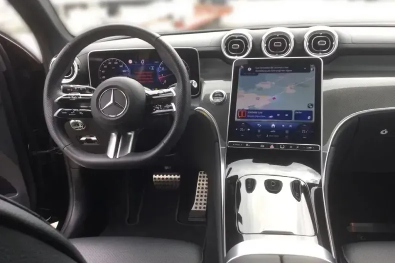 Mercedes-Benz GLC din 2024 cu 20.000 km - oferta MER153623 - foto 4