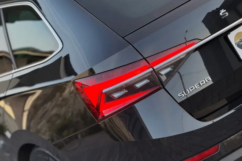 Skoda Superb din 2021 cu 151.750 km - oferta SKO153627 - foto 15