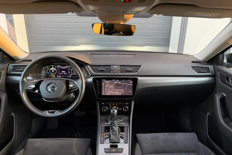 Skoda Superb din 2021 cu 151.750 km - oferta SKO153627 - foto 17