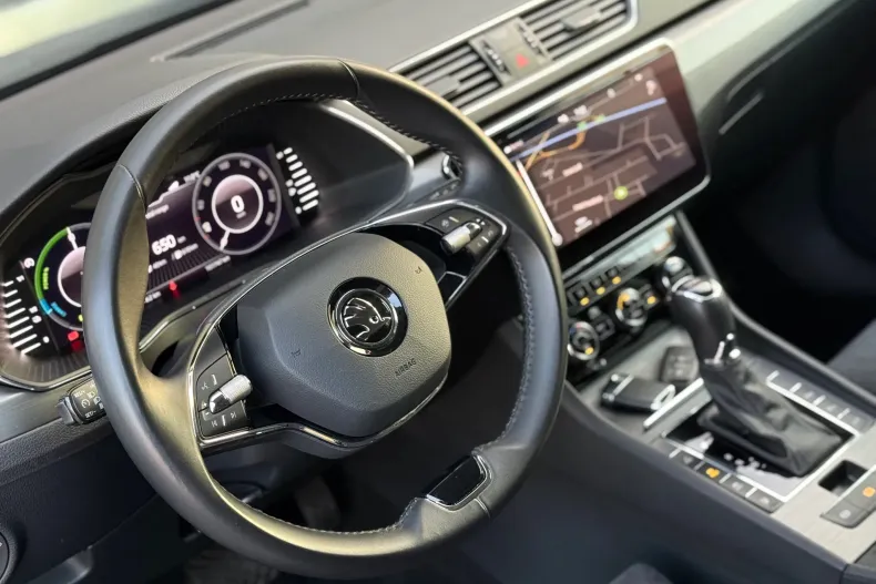 Skoda Superb din 2021 cu 151.750 km - oferta SKO153627 - foto 21