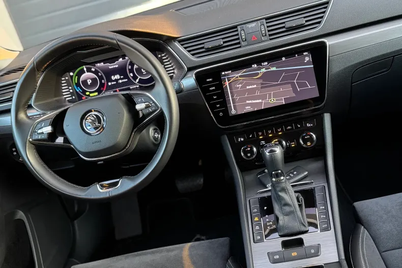 Skoda Superb din 2021 cu 151.750 km - oferta SKO153627 - foto 23