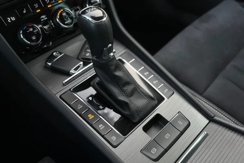 Skoda Superb din 2021 cu 151.750 km - oferta SKO153627 - foto 27