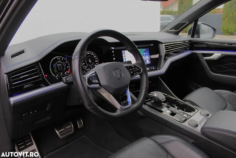Volkswagen Touareg din 2021 cu 151.879 km - oferta VOL153630 - foto 10