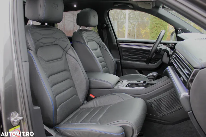 Volkswagen Touareg din 2021 cu 151.879 km - oferta VOL153630 - foto 11