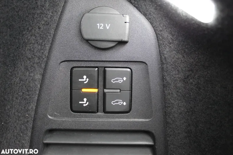 Volkswagen Touareg din 2021 cu 151.879 km - oferta VOL153630 - foto 39