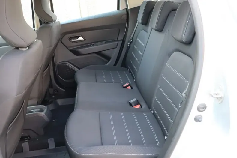 Dacia Duster din 2022 cu 93.633 km - oferta DAC153636 - foto 10