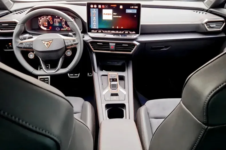 Cupra Formentor din 2025 cu 5.000 km - oferta CUP153641 - foto 13