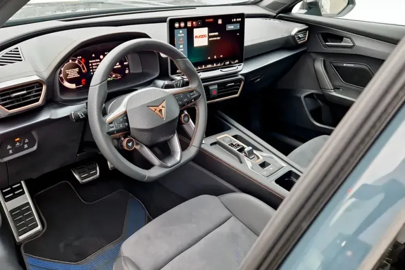 Cupra Formentor din 2025 cu 5.000 km - oferta CUP153641 - foto 17