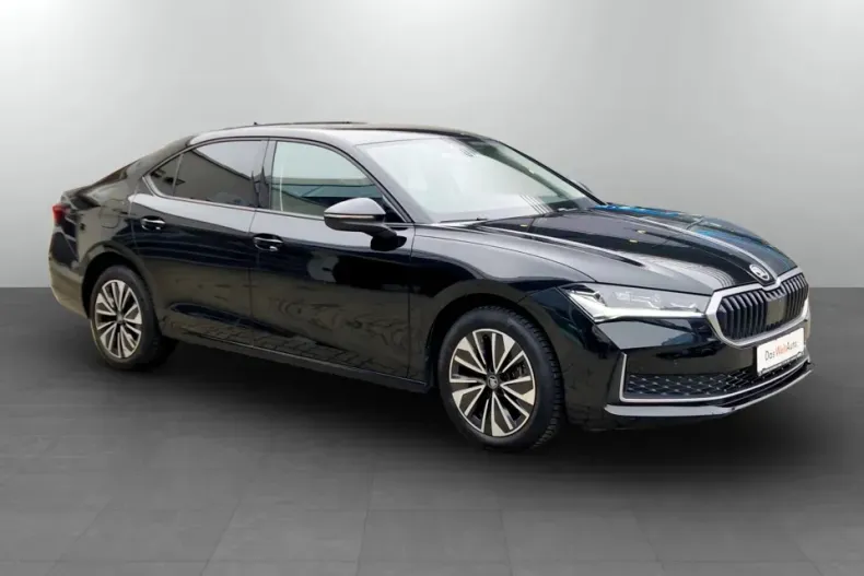 Skoda Superb din 2025 cu 5.000 km - oferta SKO153644 - foto 5