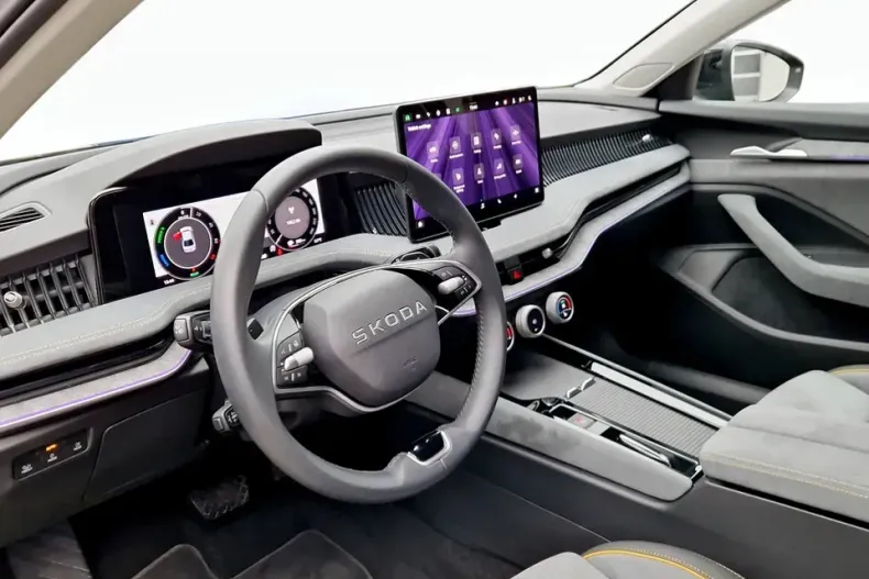 Skoda Superb din 2025 cu 5.000 km - oferta SKO153644 - foto 17