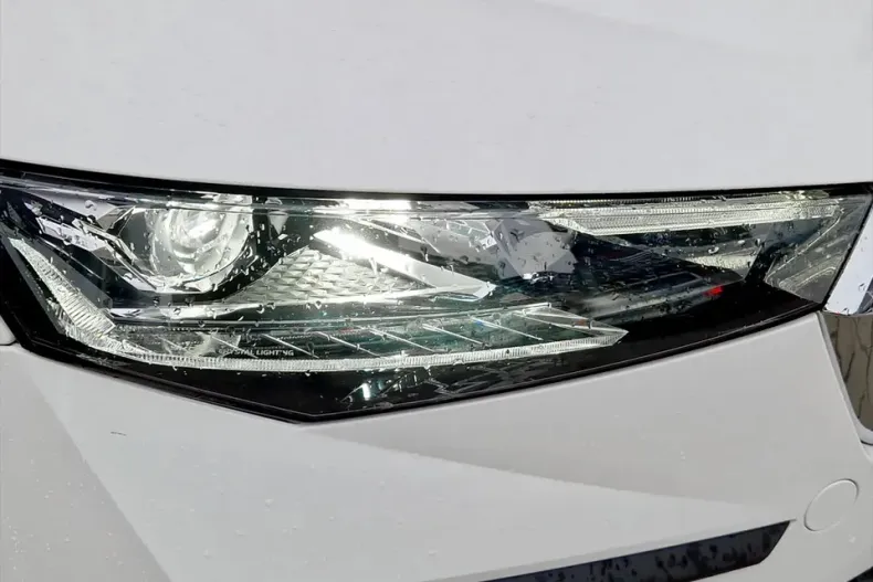 Skoda Scala din 2025 cu 5.000 km - oferta SKO153645 - foto 9