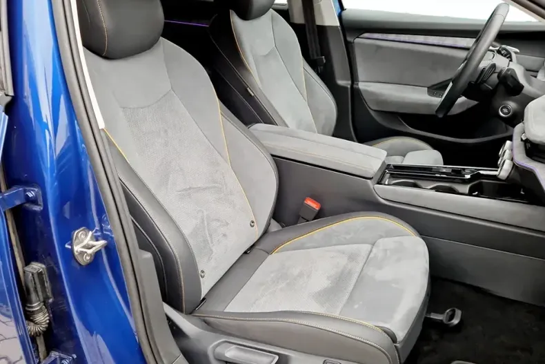 Skoda Superb din 2025 cu 5.000 km - oferta SKO153649 - foto 14