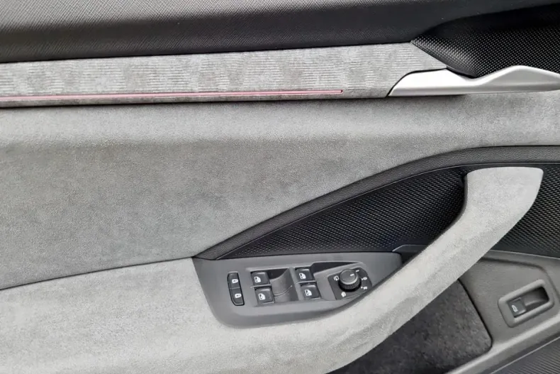 Skoda Superb din 2025 cu 5.000 km - oferta SKO153649 - foto 16