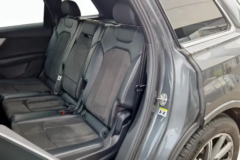 Audi Q7 din 2021 cu 81.972 km - oferta AUD153652 - foto 14