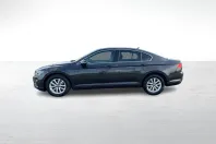 Volkswagen Passat din 2021 cu 104.593 km - oferta VOL153654 - foto 2